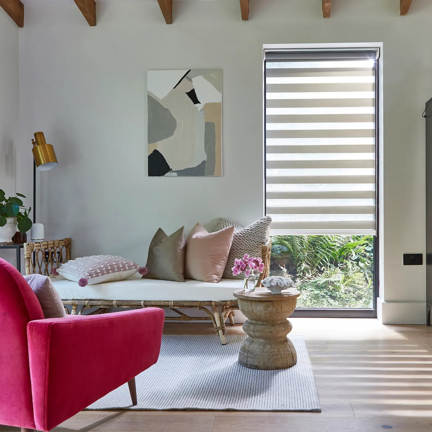Day and night blind with sheer and solid bands – Selly Oak Blinds